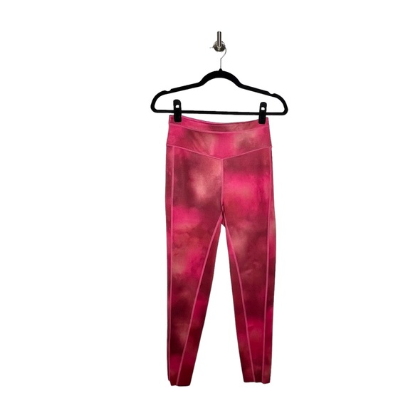 NEW Free People Movement Beat the Heat Leggings in Red Combo Size Medium - Picture 4 of 9